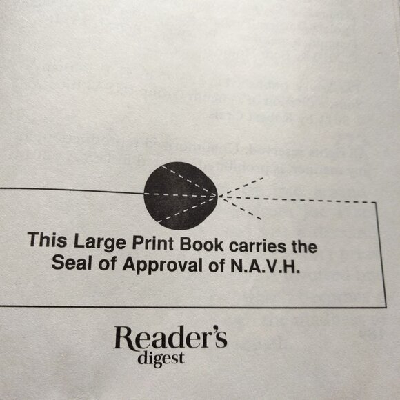 Readers Digest The Sentry Crais Saving CeeCee Honeycutt Hoffman Large Type Book - Picture 5 of 5